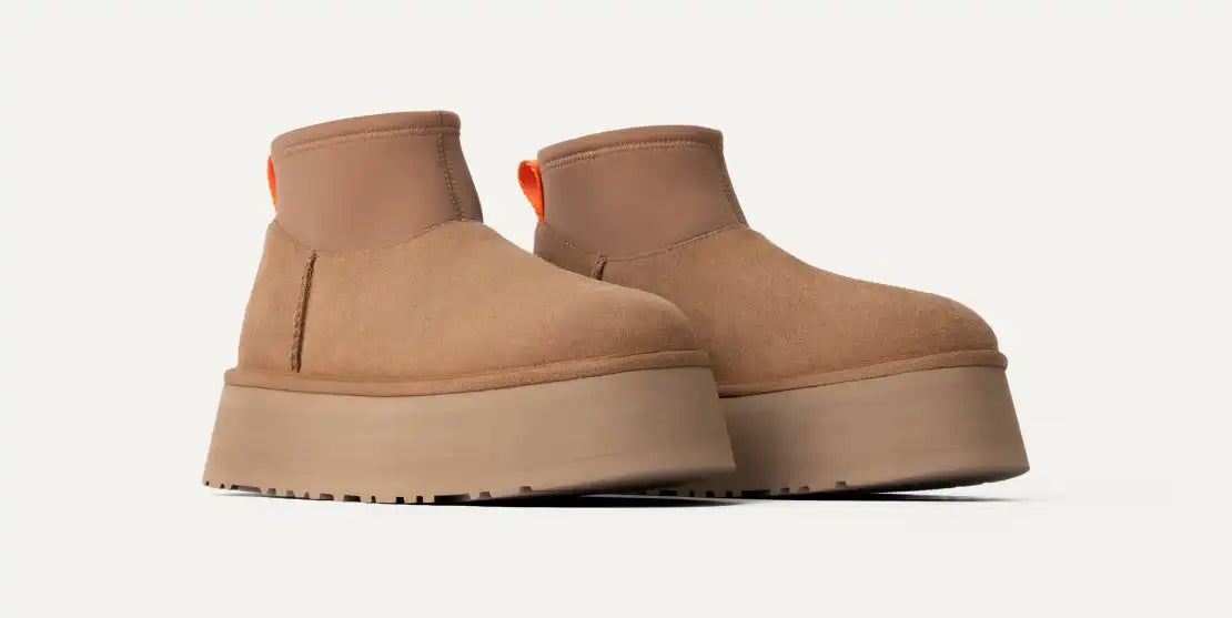 UGG Classic Mini Dipper Boot Chestnut 1168170