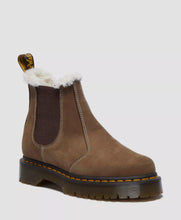 Lade das Bild in den Galerie-Viewer, Dr.Martens 2976 FL Chelsea Boots Buttersoft WP khaki 31879480
