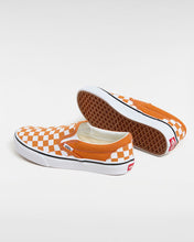 Lade das Bild in den Galerie-Viewer, Vans Classic Slip On Checkerboard Color Theory Marmalade White VN000D6Y52K
