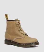 Lade das Bild in den Galerie-Viewer, Dr.Martens 1460 Savannah Tan Tumbled Nubuk 31695439
