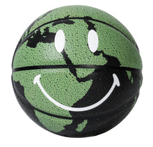 Lade das Bild in den Galerie-Viewer, Market SMILEY® Bitmap Basketball
