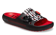 Lade das Bild in den Galerie-Viewer, CROCS STAR WARS™ Darth Vader Classic Slide 209829
