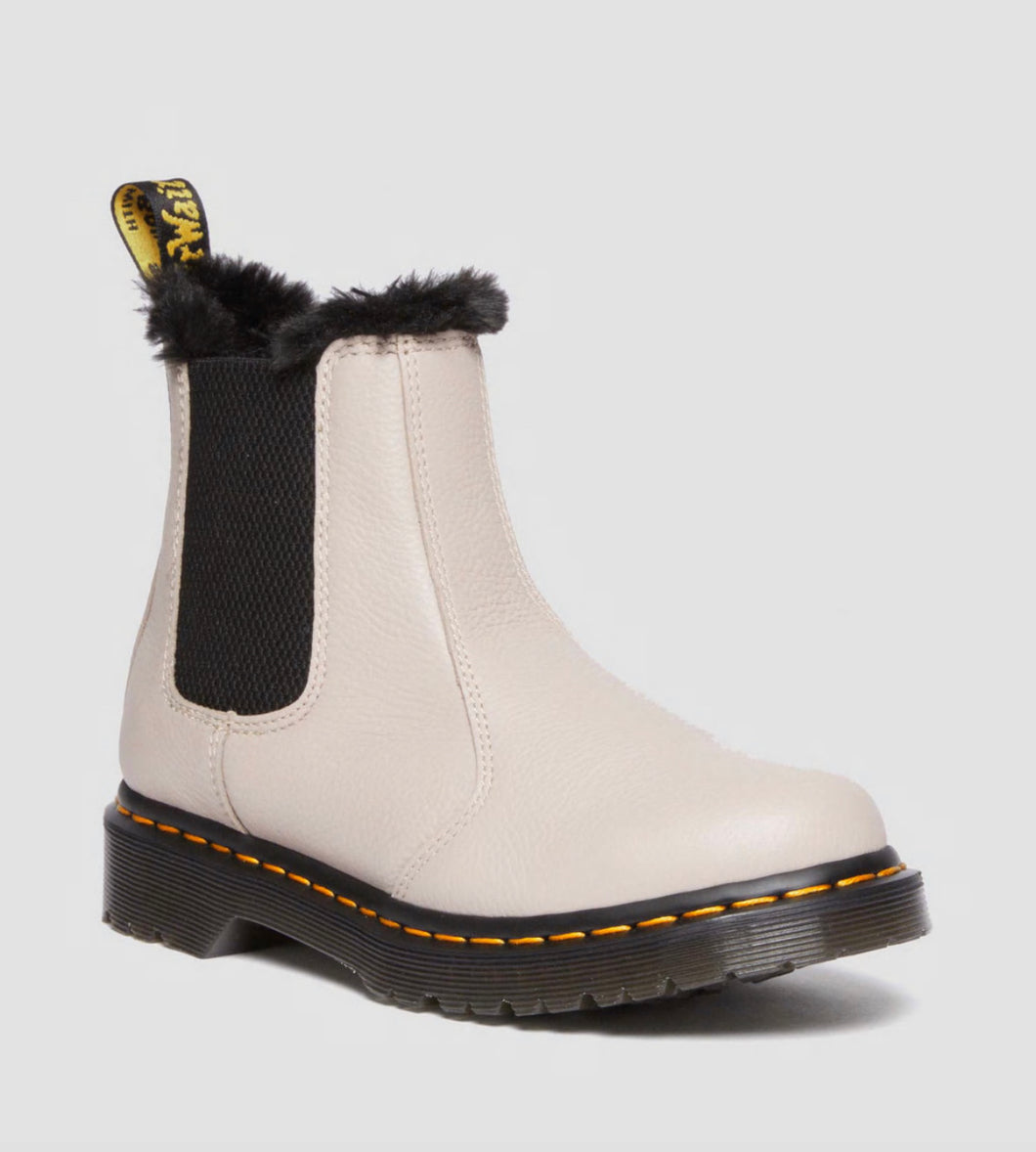 Dr.Martens 2976 Leonore Chelsea Boots Taupe 31300348