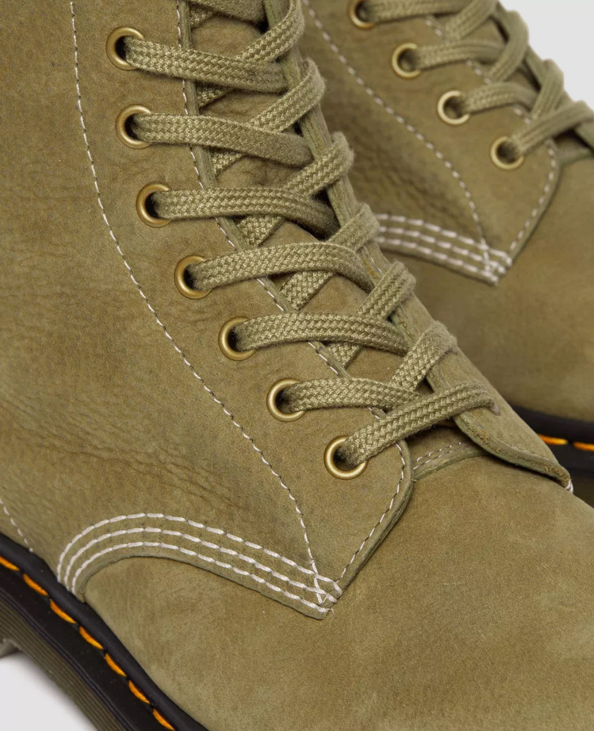 Dr.Martens 1460 Muted Olive Tumbled Nubuk 31695357