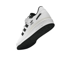 Lade das Bild in den Galerie-Viewer, Adidas Forum Low CL Sneaker White Black IH7918
