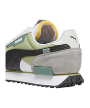 Lade das Bild in den Galerie-Viewer, Puma Future Rider Play On Sneaker White Kiwi 393473-05
