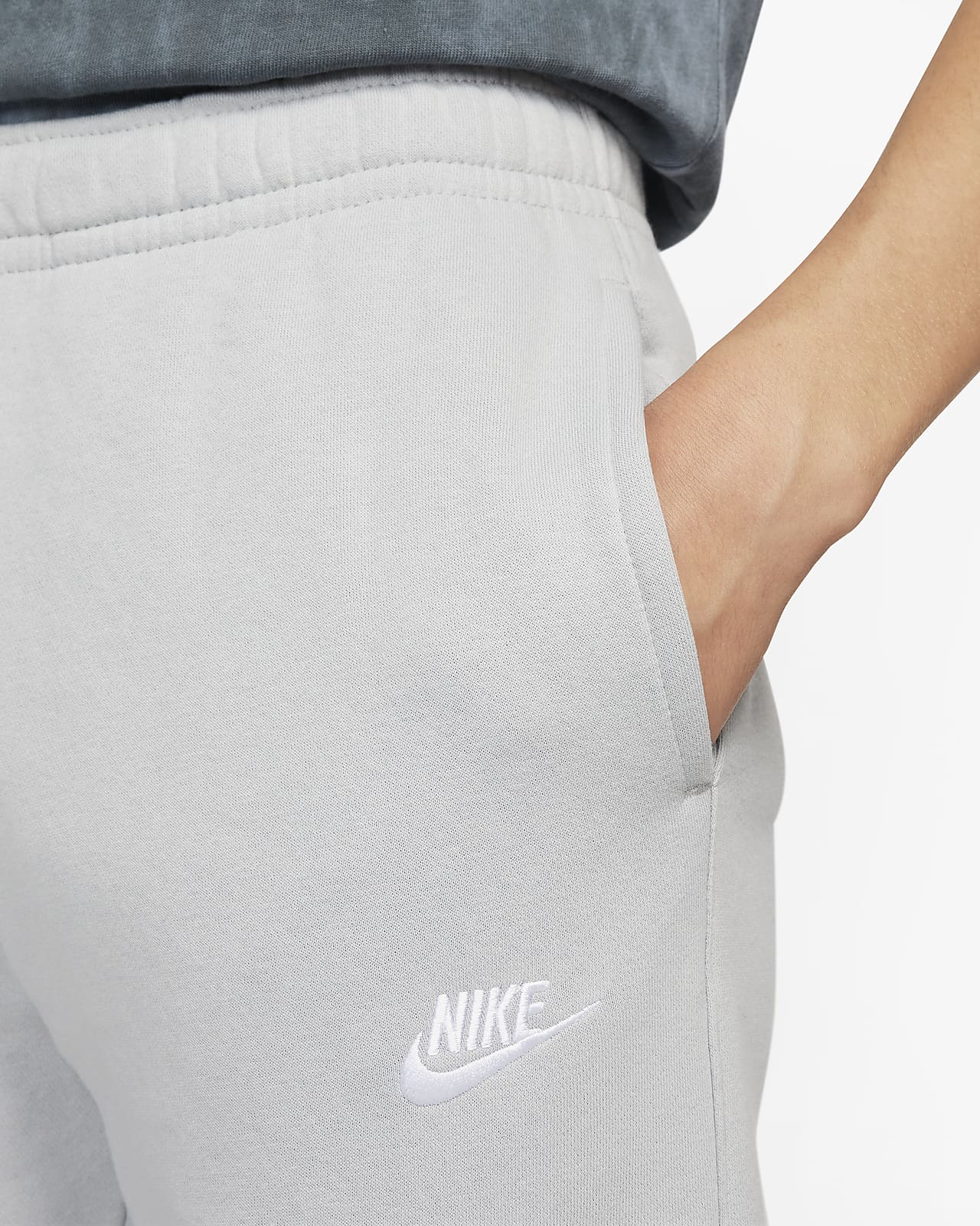 Nike Sportswear Club Jogginghose Fleece Light Smoke Grey BV2671-077