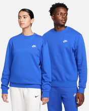 Lade das Bild in den Galerie-Viewer, Nike Sportswear Club Sweatshirt Fleece Game Royal BV2662-480
