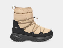 Lade das Bild in den Galerie-Viewer, UGG Yose Puffer Mid Boot Mustard Seed 1131978
