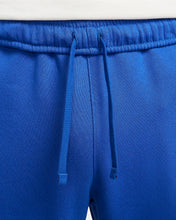 Lade das Bild in den Galerie-Viewer, Nike Sportswear Club Jogginghose Fleece Game Royal BV2671-480
