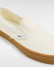 Lade das Bild in den Galerie-Viewer, Vans Classic Slip On Marshmallow Gum VN000BVZOVM
