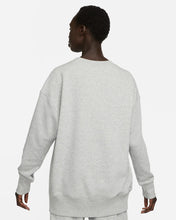 Lade das Bild in den Galerie-Viewer, Nike Sportswear Phoenix Fleece Sweatshirt Grey Heather DQ5733-063
