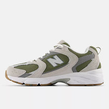 Lade das Bild in den Galerie-Viewer, New Balance MR530 GA Dark Olive
