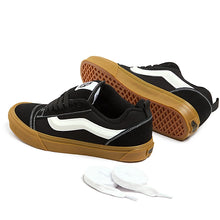 Lade das Bild in den Galerie-Viewer, VANS Knu Skool black gum VN0009QCB9M
