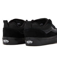 Lade das Bild in den Galerie-Viewer, VANS Knu Skool black VN0009QCBKA
