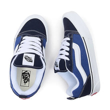 Lade das Bild in den Galerie-Viewer, VANS Knu Skool navy white VN0009QCNWD
