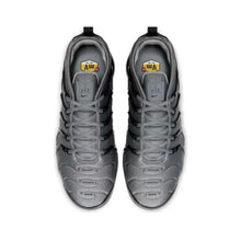 Lade das Bild in den Galerie-Viewer, Nike Vapormax Plus Grey Black CK0900-001

