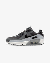 Lade das Bild in den Galerie-Viewer, Nike Air Max 90 LTR CD6864-015 Grey Black White
