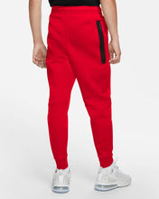 Lade das Bild in den Galerie-Viewer, Nike Sportswear Tech Fleece Jogginghose Red CU4495-657
