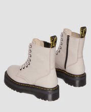 Lade das Bild in den Galerie-Viewer, Dr.Martens Jadon III Pisa Vintage Taupe Plateau 31159348
