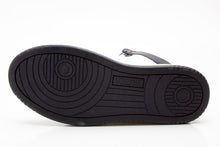 Lade das Bild in den Galerie-Viewer, Autry Action Shoes Sneaker Medalist Mid Women white black AUMWWB01
