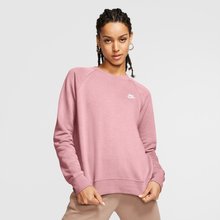 Lade das Bild in den Galerie-Viewer, Nike Sportswear Essential Sweatshirt rosa BV4110-632

