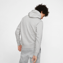 Lade das Bild in den Galerie-Viewer, Nike Sportswear Club Pullover Hoodie Fleece grey heather BV2973-063
