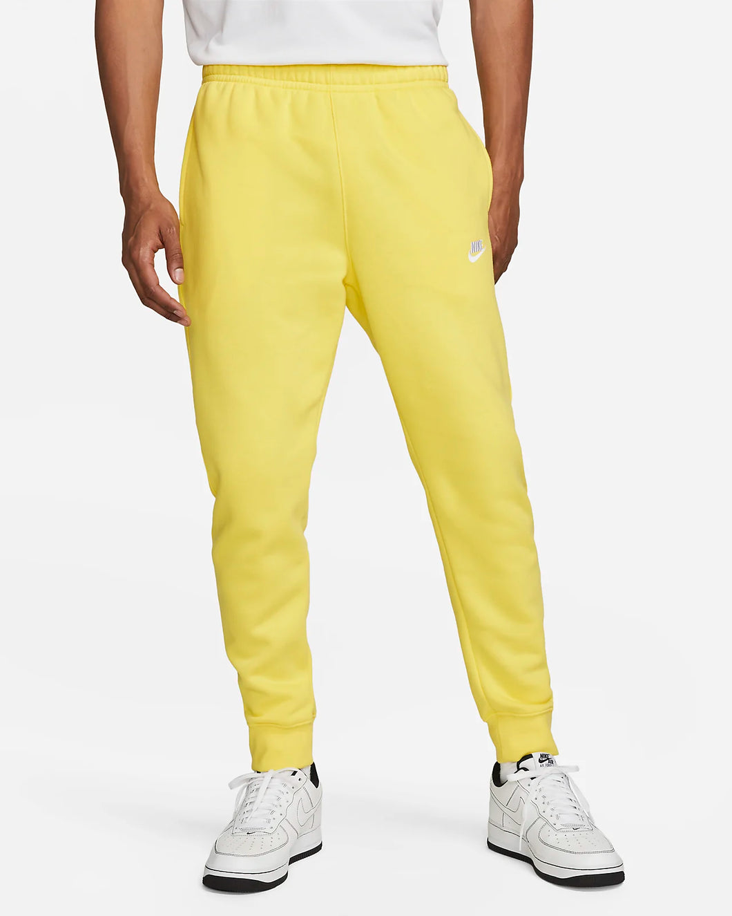 Nike Sportswear Club Jogginghose Fleece Yellow Strike BV2671-765