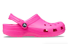 Lade das Bild in den Galerie-Viewer, Crocs Classic Clog Juice
