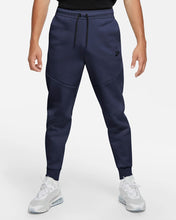 Lade das Bild in den Galerie-Viewer, Nike Sportswear Tech Fleece Jogginghose Midnight Navy CU4495-410
