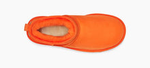 Lade das Bild in den Galerie-Viewer, UGG Classic Ultra Mini Boot Orange Soda 1116109
