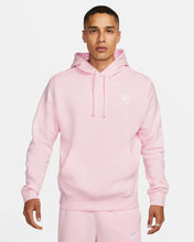 Lade das Bild in den Galerie-Viewer, Nike Sportswear Club Pullover Hoodie Fleece pink foam BV2654-663
