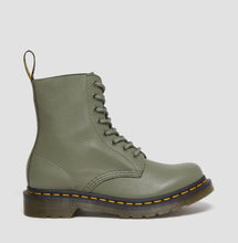 Lade das Bild in den Galerie-Viewer, Dr.Martens 1460 Pascal Khaki Green Virginia 27641384
