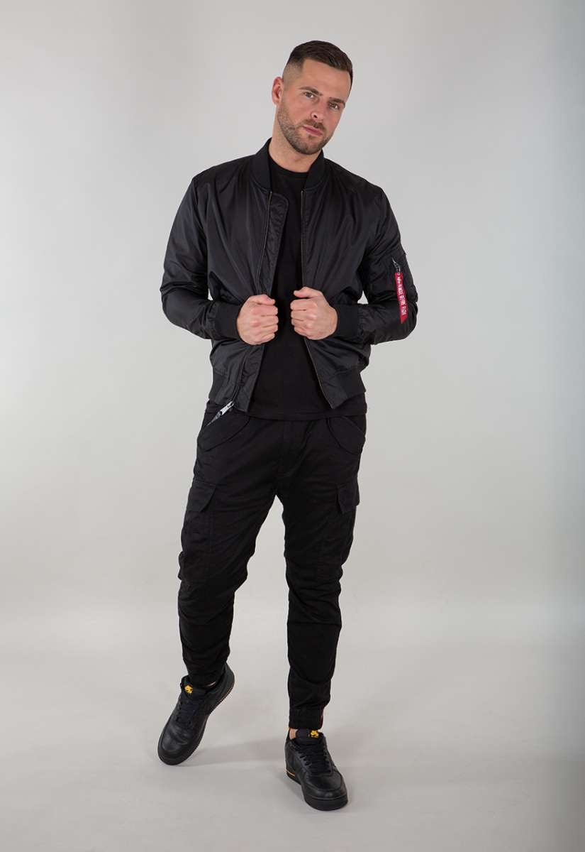 Alpha Industries leichte Bomberjacke schwarz MA-1 TT 191103-03