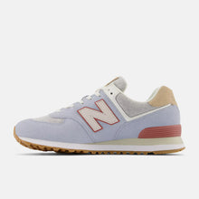 Lade das Bild in den Galerie-Viewer, New Balance Sneaker U574 SF2 light blue white
