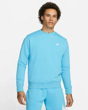 Lade das Bild in den Galerie-Viewer, Nike Sportswear Club Sweatshirt Baltic Blue BV2666-416
