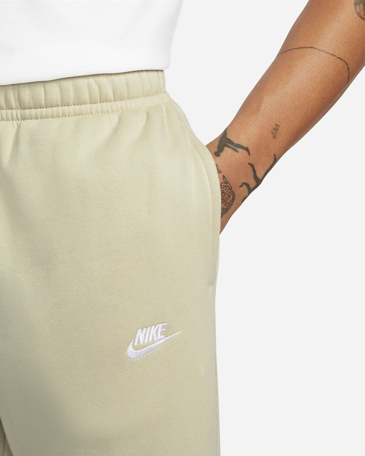 Nike Sportswear Club Jogginghose Fleece rattan BV2671-206