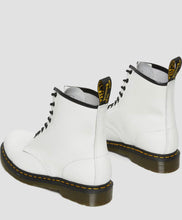 Lade das Bild in den Galerie-Viewer, Dr.Martens 1460 white Smooth weiss 11822110
