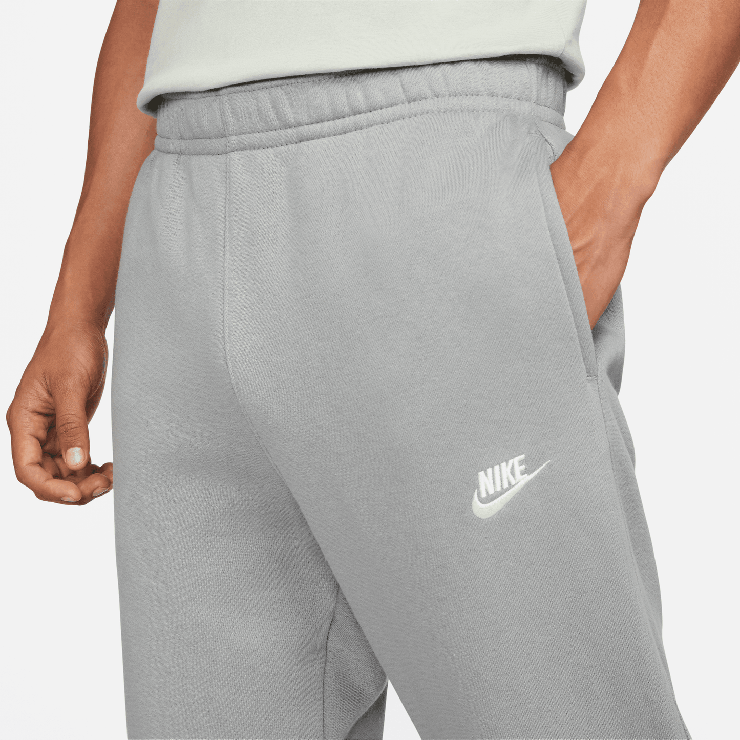 Nike Sportswear Club Jogginghose Fleece grey BV2671-073