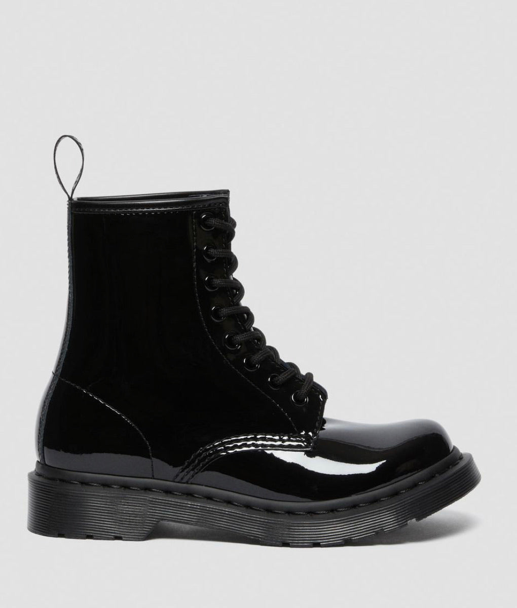 Dr martens black lamper best sale