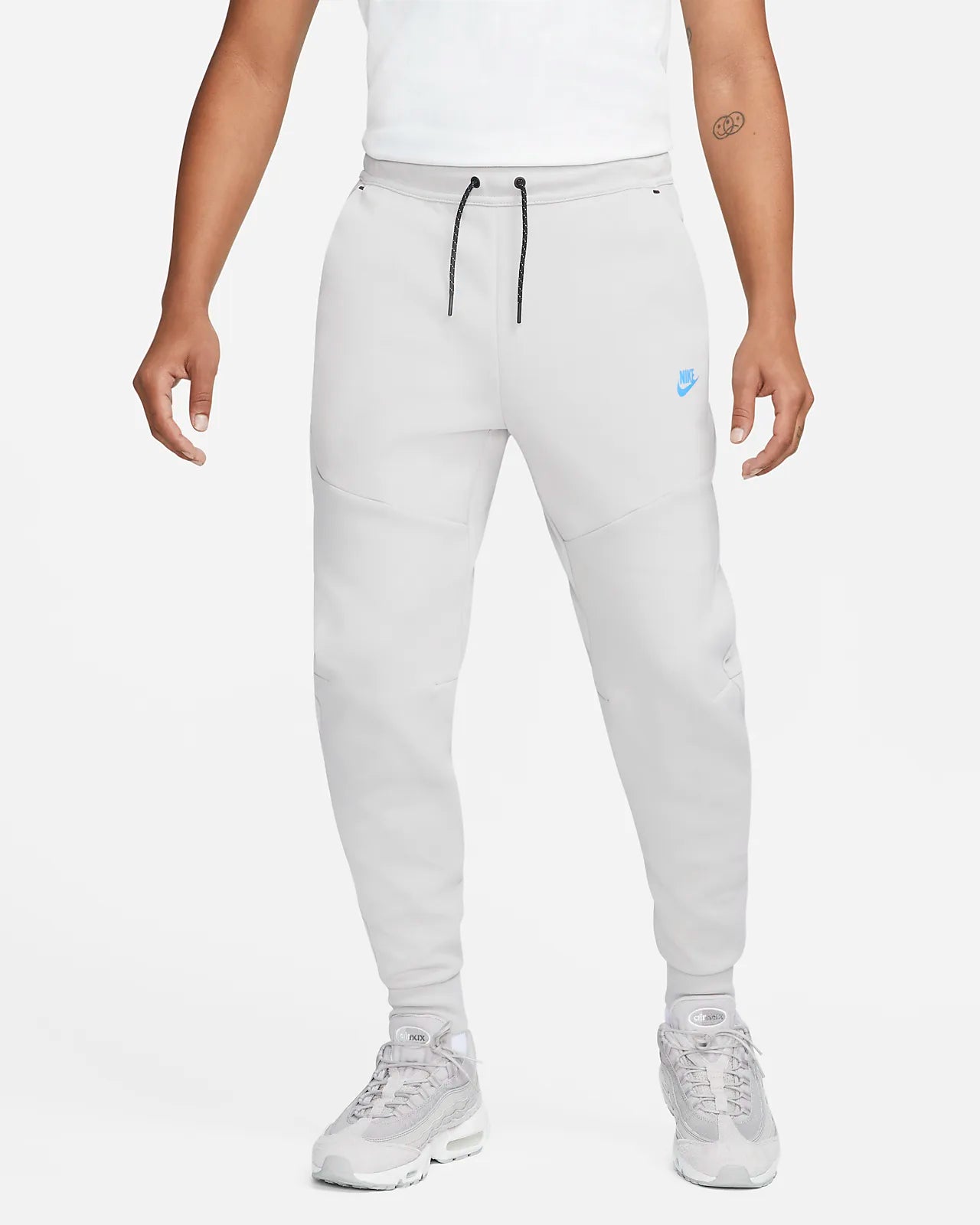Nike Sportswear Tech Fleece Jogginghose Light Iron DV0538-012