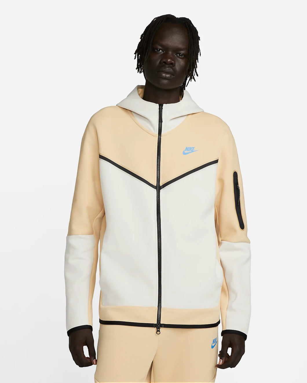 Nike Sportswear Tech Fleece Full-Zip Hoodie sesame light orewood brown DV0537-253