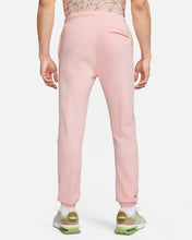 Lade das Bild in den Galerie-Viewer, Nike Sportswear Club Jogginghose Fleece Pink Bloom BV2737-686
