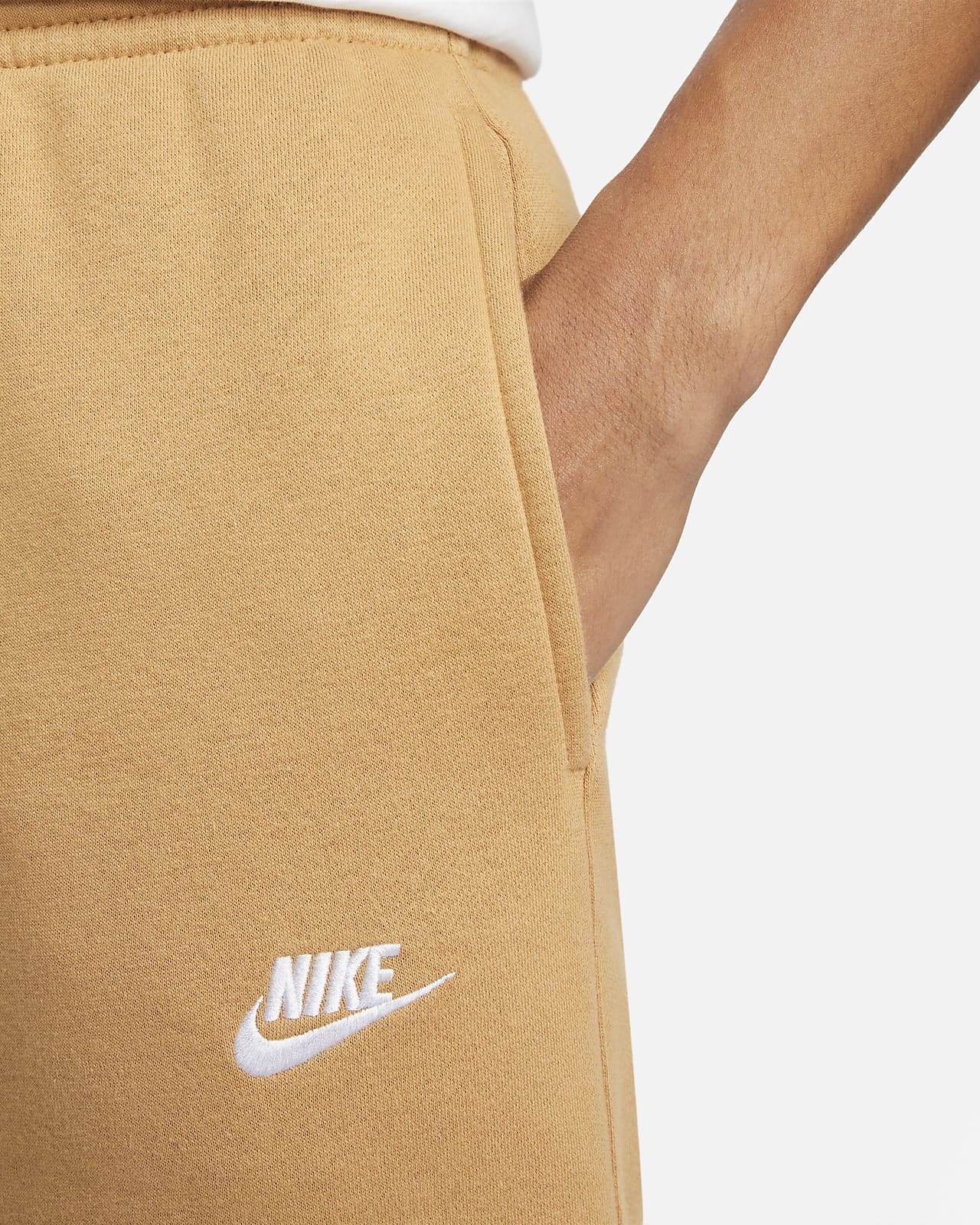 Nike Sportswear Club Jogginghose Fleece Elemental Gold BV2671-722