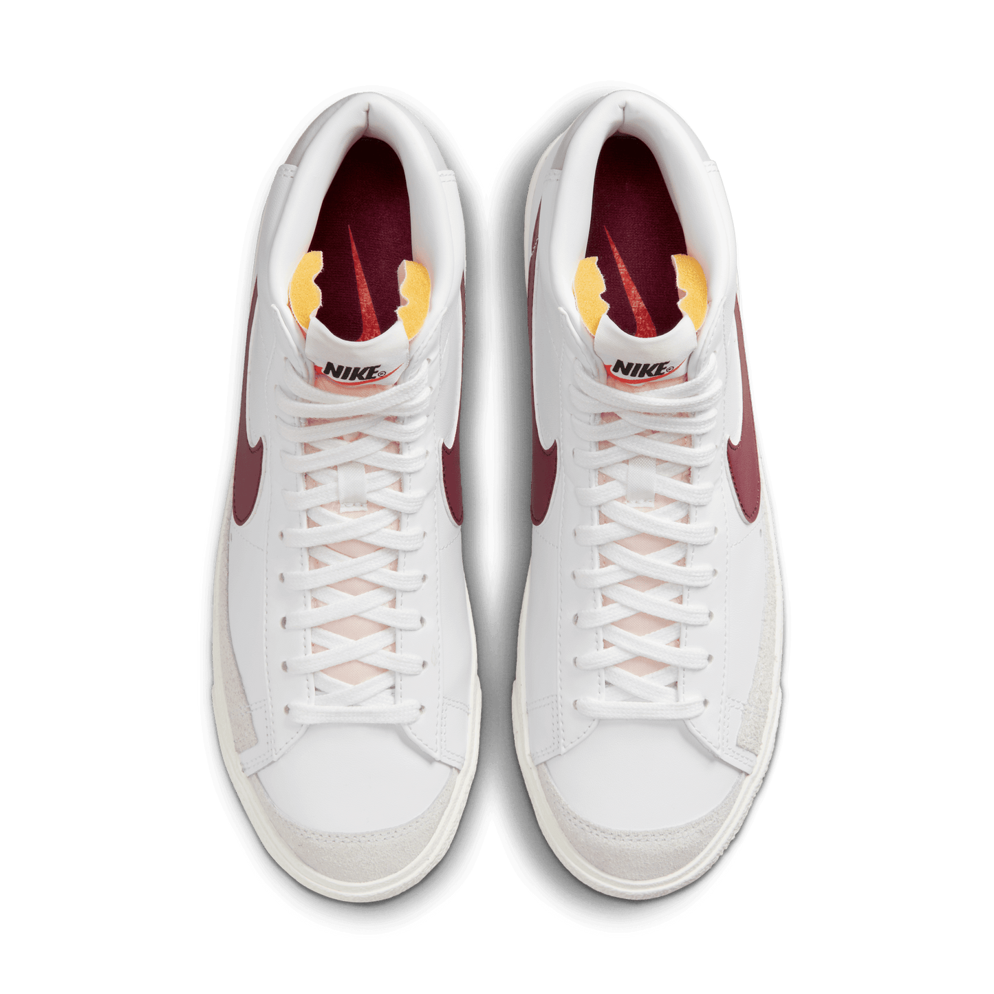 Nike Blazer Mid ‘77 white beetroot BQ6806-120