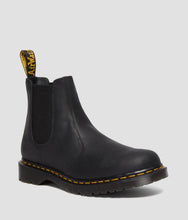 Lade das Bild in den Galerie-Viewer, Dr.Martens 2976 Black Waxed Full Grain Chelsea Boots 30673001
