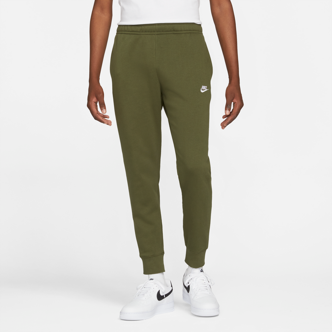 Nike Sportswear Club Jogginghose Fleece rough green BV2671-327