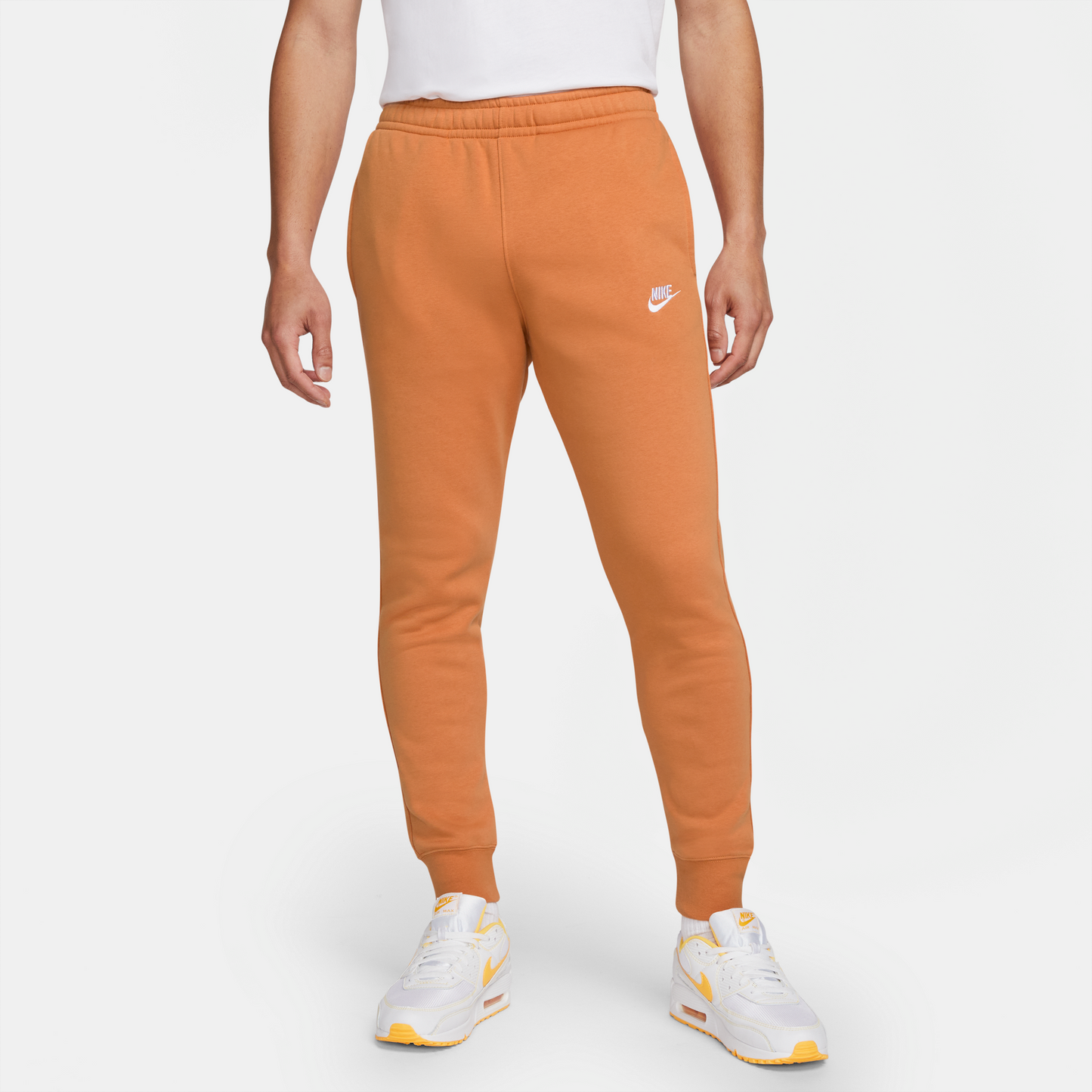 Nike Sportswear Club Jogginghose Fleece curry BV2671-808