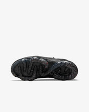 Lade das Bild in den Galerie-Viewer, Nike Air Vapormax 2021 FK black anthracite DB1550-001
