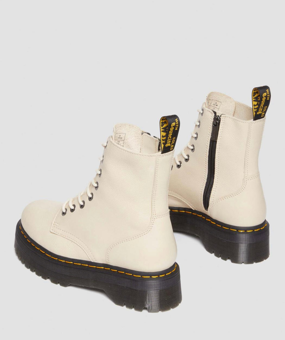 Dr.Martens Jadon III Parchment Beige Pisa Plateau 26378292
